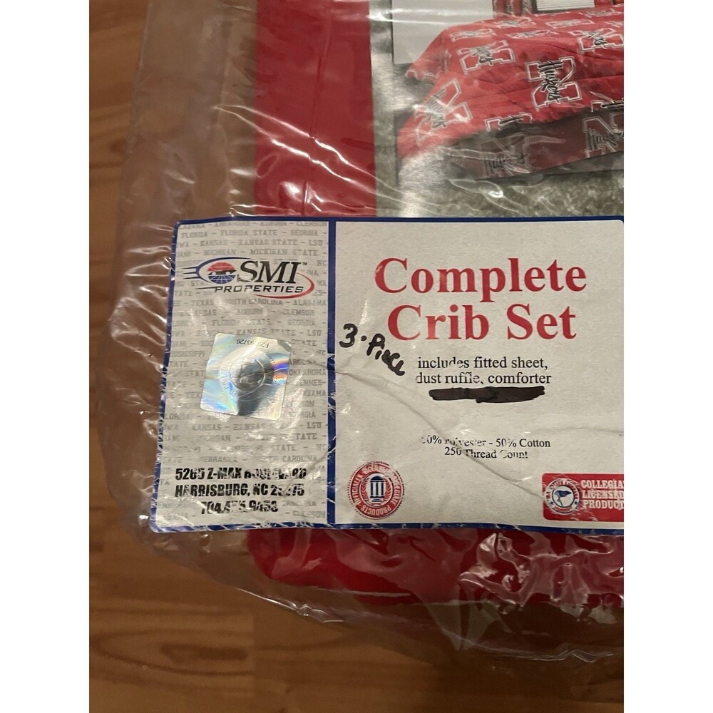 Nebraska Huskers 3 Piece Baby Crib Set - Picture 6 of 12